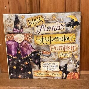 Miss Fiona’s Stupendous Pumpkin Pies Hardcover